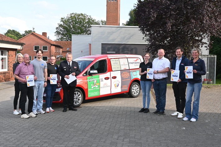 FW-PI: KFV Pinneberg erhält neuen Kleinbus für Jugendfeuerwehren