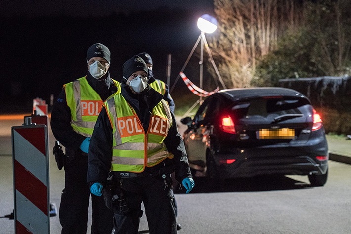 Bundespolizeidirektion München: Grenzkontrollen an der deutsch-tschechischen Grenze aufgehoben - Mehr als 600.000 Personen in zwei Monaten überprüft / Einreiseregeln gelten weiterhin - Bundespolizei in Schleierfahndung