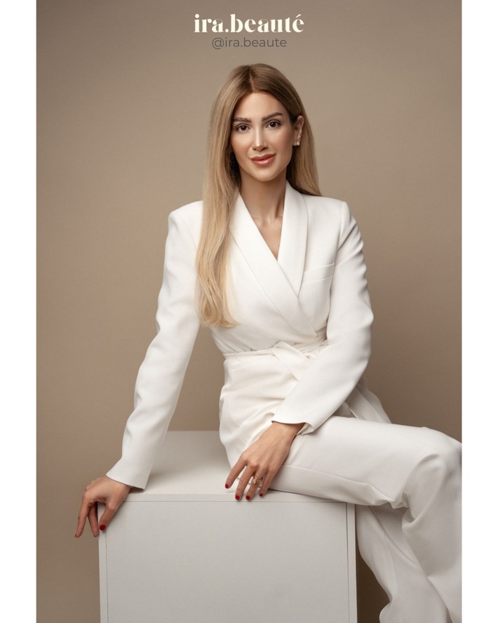 Viale Çaçan erhält den "DERMA-Beauty Star" / Erstes Fachinstitut für Dermakosmetik