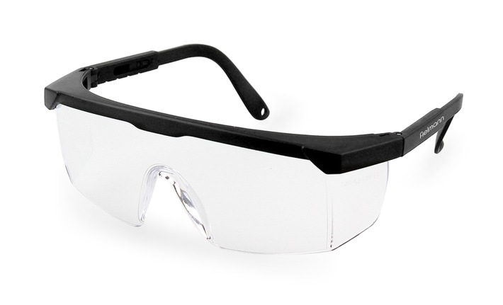 Fielmann starts producing protective glasses