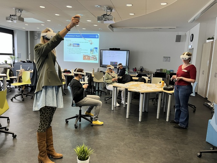 PM: Digitale Bildung: Warum es mehr als Technik braucht