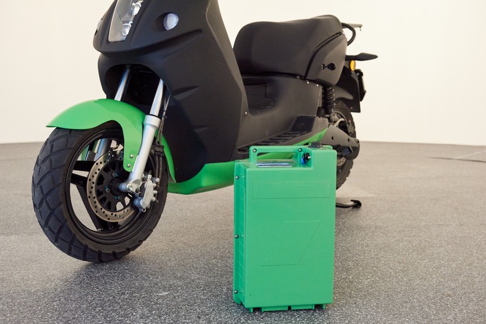 TCS Test: Was taugen Elektro-Roller bis 11kW?