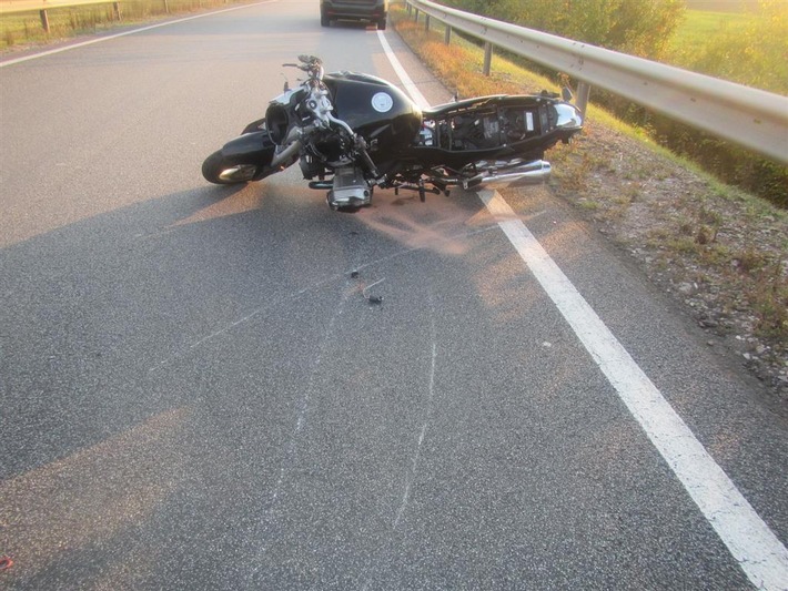 POL-VDMZ: Motorradfahrer stirbt auf der A 61