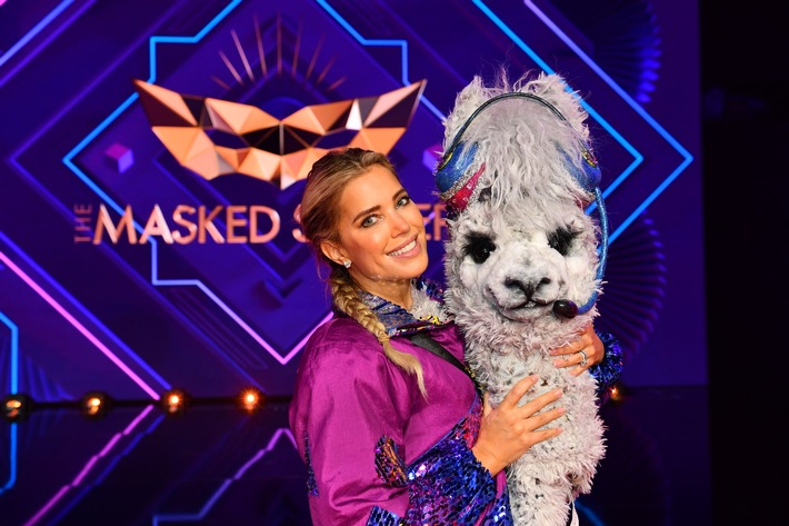 Diese Wahl macht großen Spaß: &quot;The Masked Singer&quot; begeistert mit 22,4 Prozent Marktanteil und Tagessieg auf ProSieben / Sylvie Meis schlüpft aus dem Alpaka