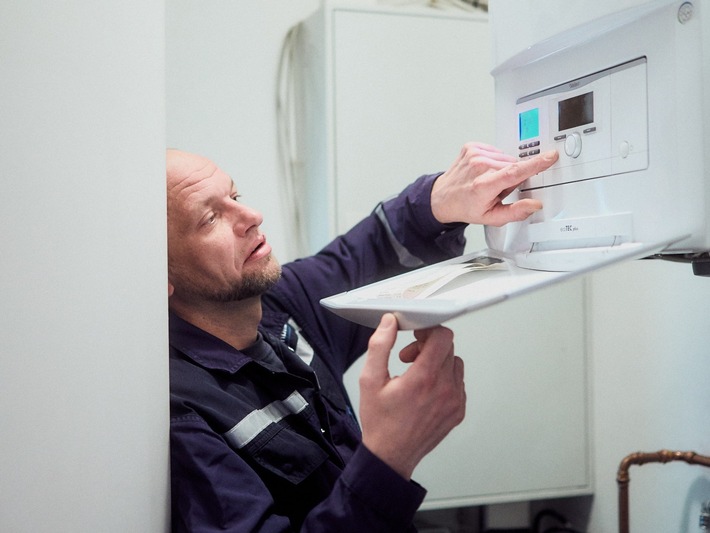 Verbrauchertipp | Funktionieren statt frieren: So machen Sie jetzt Ihre Heizung fit für die Heizsaison