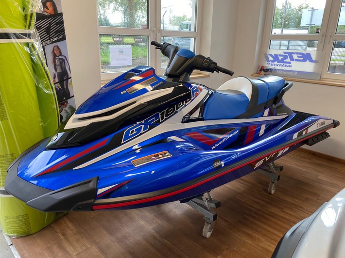 POL-NB: Diebstahl von zwei Wassermotorrädern/Jetski aus der Marina Eldenburg/ Waren (Müritz)