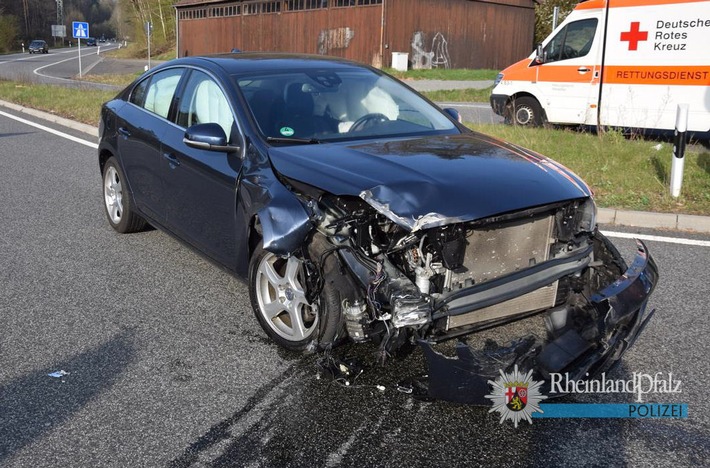 POL-PPWP: Unfall endet glimpflich