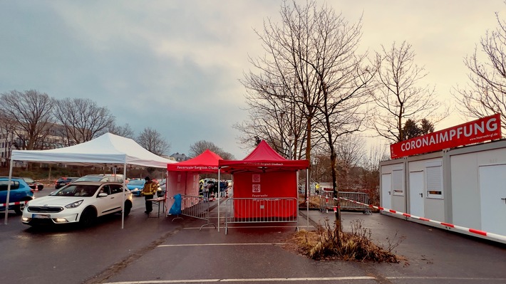 FW-GL: Impfstation der Feuerwehr Bergisch Gladbach geht in Bereitschaft