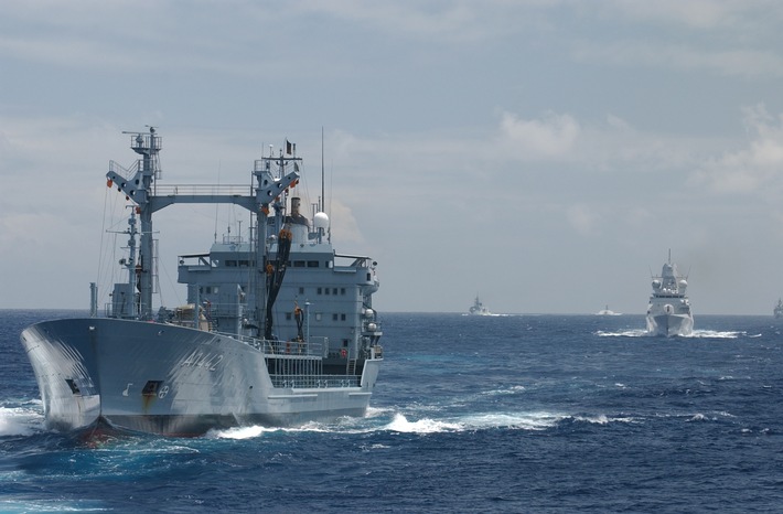 Tanker "Spessart" kehrt von Operation "ATALANTA" zurück