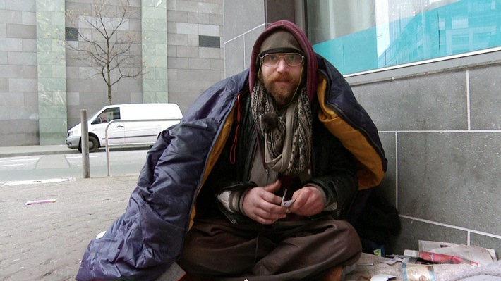 RTLZWEI: Überzeugender Staffelauftakt für "Hartes Deutschland - Leben im Brennpunkt"