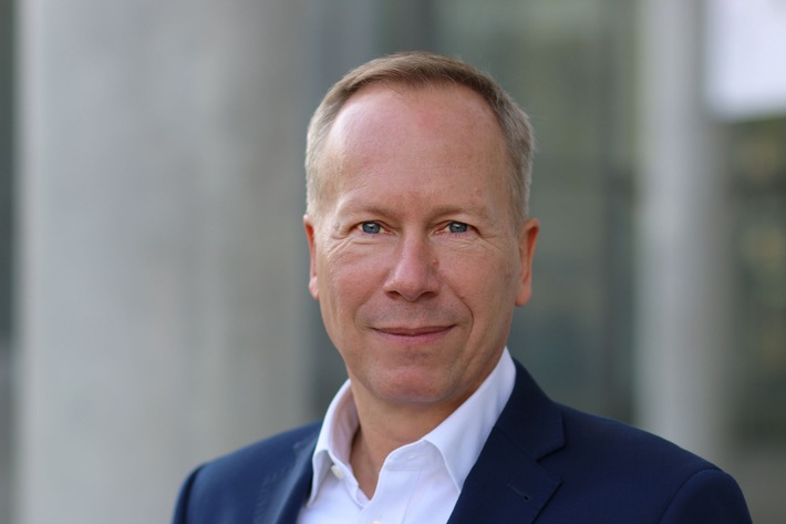 Neuer Stern am M&A-Himmel / Aus Proventis Partners München und Düsseldorf wird atares