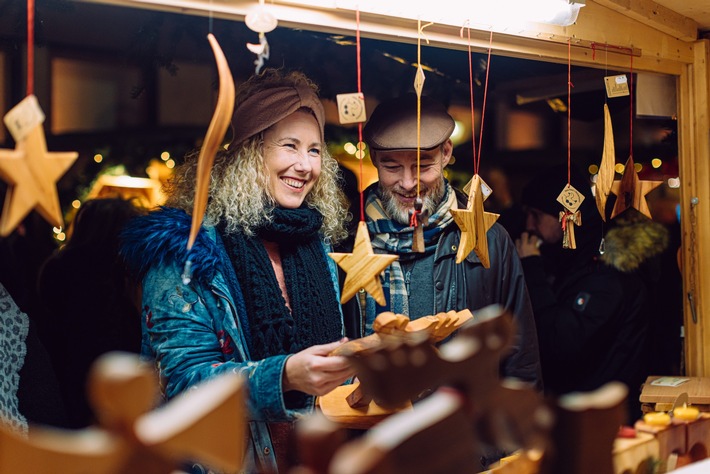 Pressemitteilung: Lichterglanz, Lebkuchen und Lametta