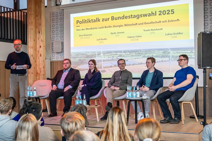 Podiumsdiskussion zur Bundestagswahl bei GP JOULE