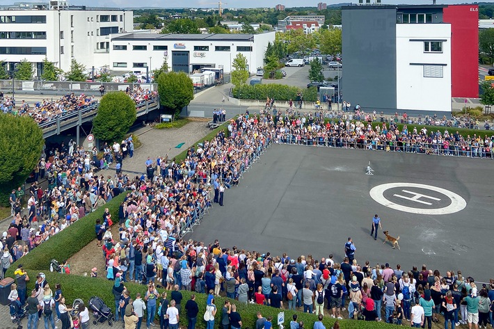 POL-GI: Großer Andrang in Gießen zum Abschluss des hessischen Polizeisommers - Neuer Besucherrekord