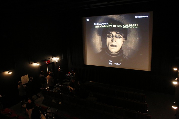 Bertelsmann präsentiert restaurierten Filmklassiker &quot;Das Cabinet des Dr. Caligari&quot; in New York