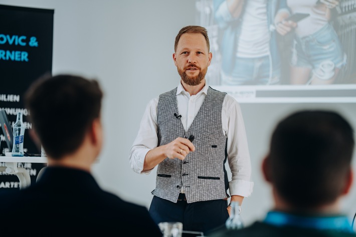 30 % weniger Haustechnik – und trotzdem effizienter: Der Ansatz für wirtschaftlicheres Bauen