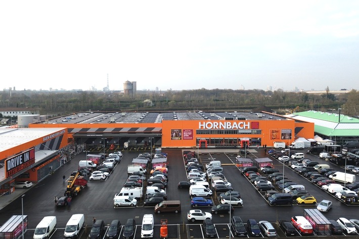 HORNBACH eröffnet neuen Bau- und Gartenmarkt in Duisburg-Wanheimerort