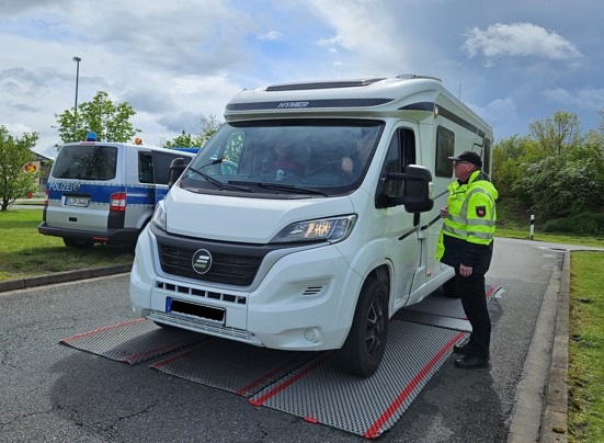 POL-EL: Emsland/Grafschaft Bentheim - Wohnwagen und Wohnmobil wiegen lassen (Foto)