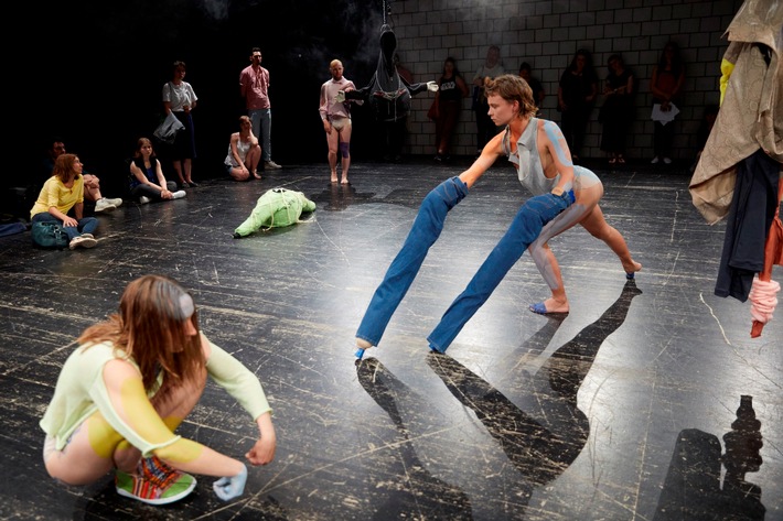 PREMIO 2018: Nachwuchspreis für Theater und Tanz / 35