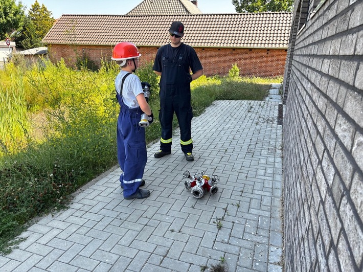 FW Südheide: Feuerwehrnachwuchs der Gemeinde Südheide erhält Jugendflamme Stufe 1