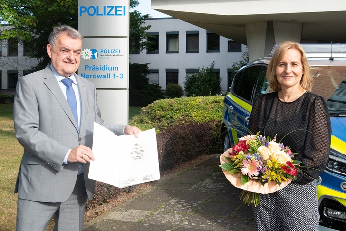 POL-KR: Christine Frücht ist neue Polizeipräsidentin in Krefeld