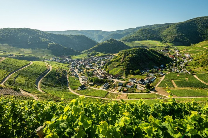 Pressemitteilung: sonnenklar.TV bringt das Ahrtal als Urlaubsregion ins Fernsehen
