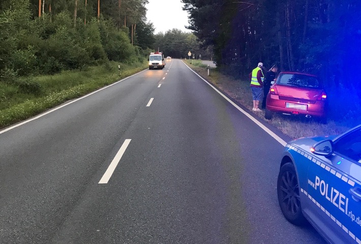 POL-PPWP: Fahrerflucht: Unfallverursacher kümmert sich nicht um Verletzte