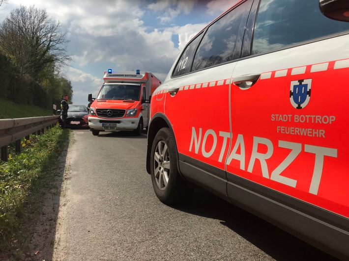 FW-BOT: Verkehrsunfall mit Motorrad - Rettungshubschrauber im Einsatz