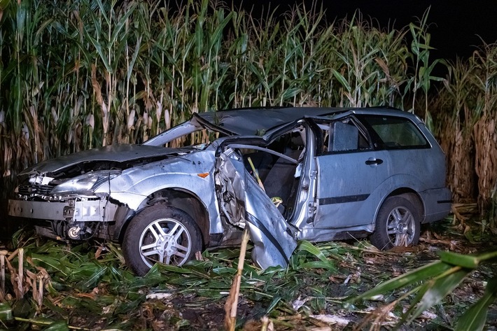 FW-SE: Tödlicher Verkehrsunfall auf der Bundesstraße 206