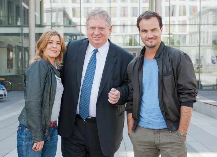 Acht neue Fälle für den "Staatsanwalt" /  Zehnte Staffel der ZDF-Krimireihe mit Rainer Hunold (FOTO)