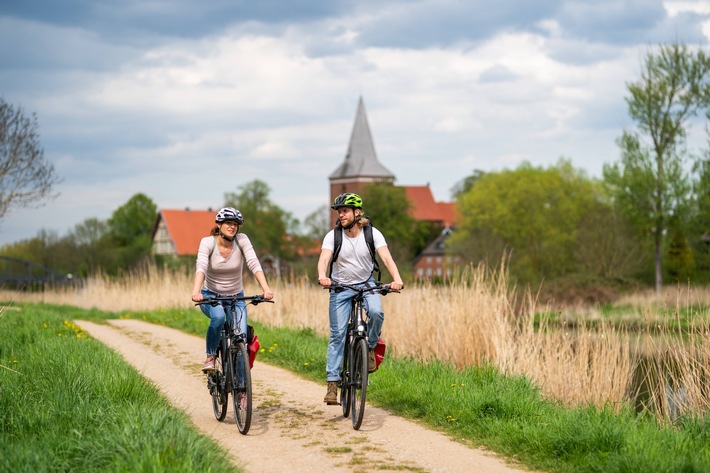 „Tour de Grass“ im Herzogtum Lauenburg: Mit App und Rad auf den Spuren des Literaturnobelpreisträgers