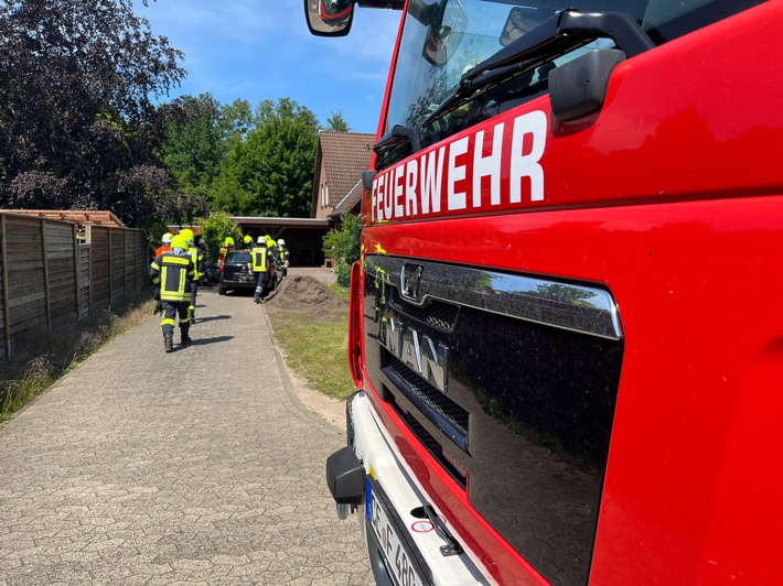 FW Flotwedel: Ortsfeuerwehr Eicklingen bei vermeintlichen Fahrzeugbrand im Einsatz