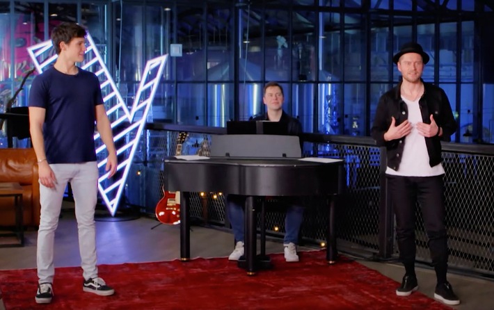 &quot;Ich hatte lange Justin-Bieber-Haare&quot; - Wincent Weiss überrascht mit persönlicher Story und Gast-Coach Johannes Oerding - am Samstag in den Battles von &quot;The Voice Kids&quot;