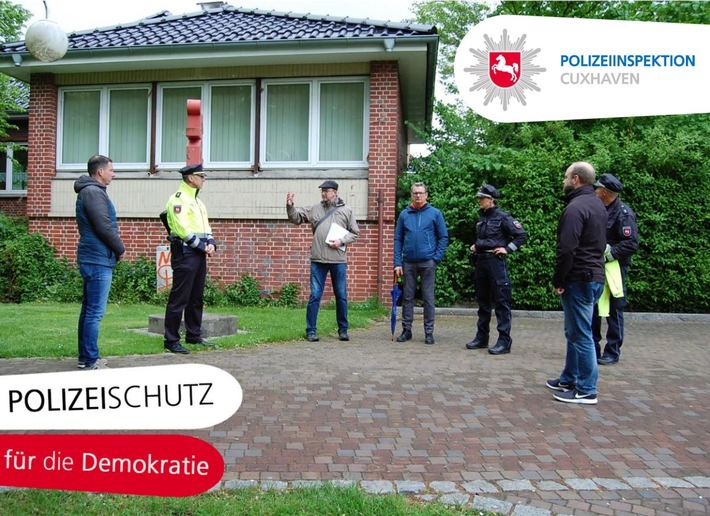 POL-CUX: Aktion der Polizeiinspektion Cuxhaven zum Thema "Polizeischutz für die Demokratie"