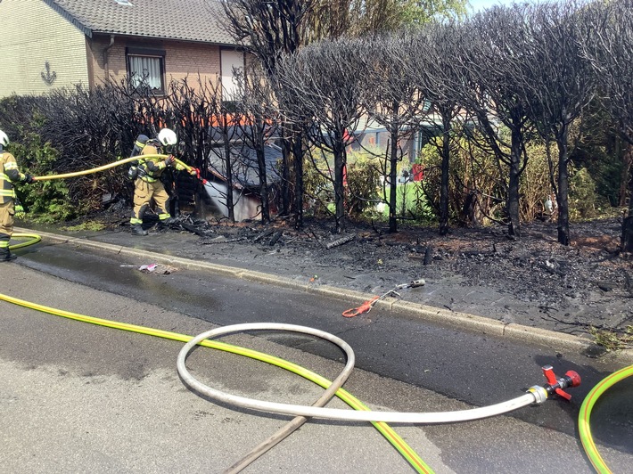 FW Mettmann: Einsatzreiches Wochenende für die Feuerwehr Mettmann