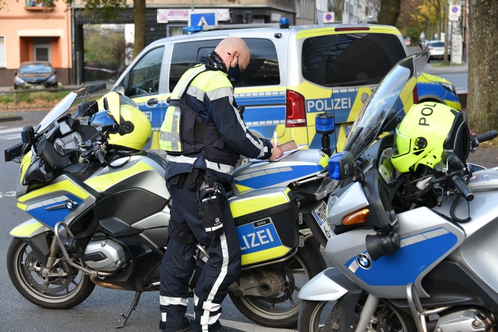 POL-E: Essen: Schwerpunktaktion des Verkehrsdienstes - Bus-/Fahrradspur führt auf der Schützenbahn zu Irritationen für Verkehrsteilnehmer