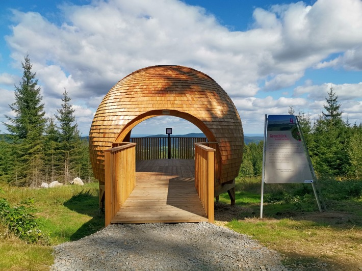 Tiroler "Idee.at" inszeniert Nebelstein, den Aussichtsberg des Waldviertels