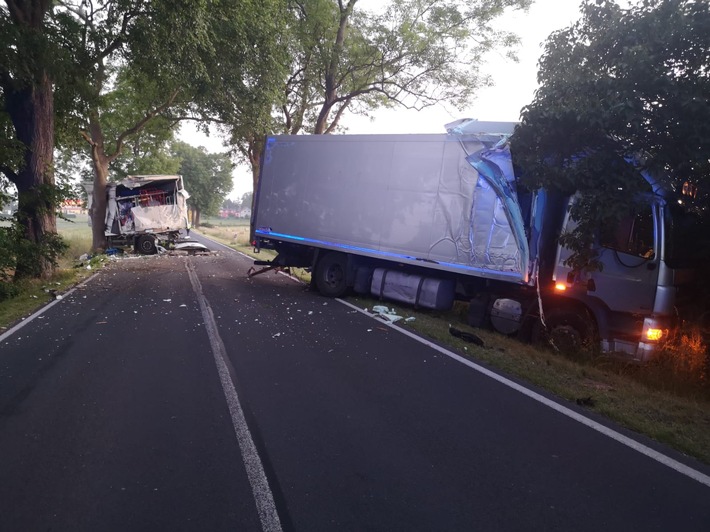 POL-HST: LKW verunfallt auf der Insel Rügen - 100.000 Euro Sachschaden