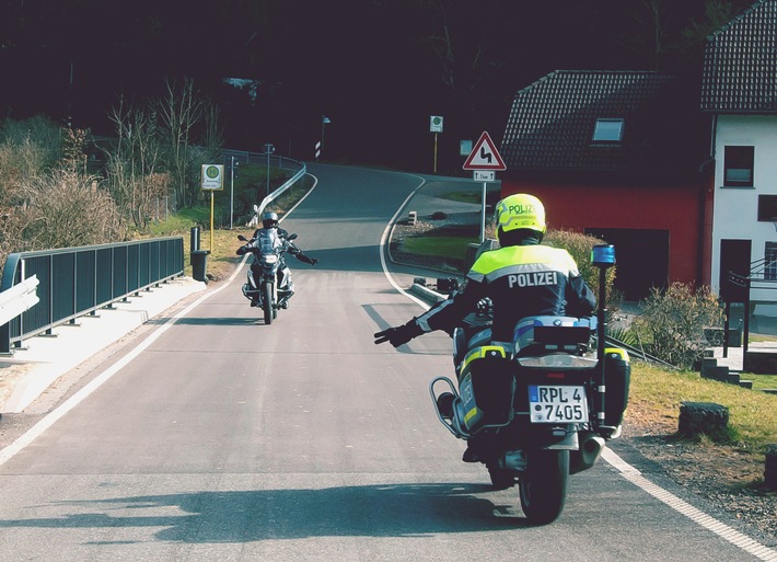 POL-PPTR: Motorradsicherheit im Blick - Verkehrssicherheitstag am 17.07.2021 abgesagt