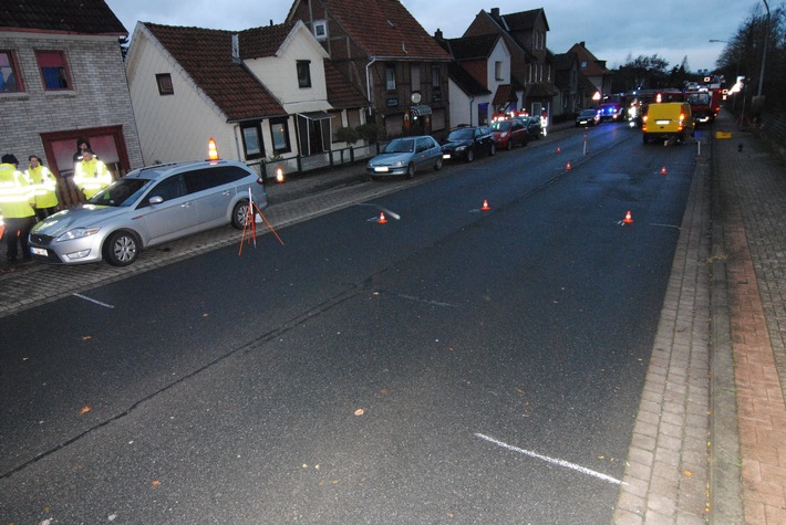 POL-NI: Tödlicher Verkehrsunfall in Obernkirchen