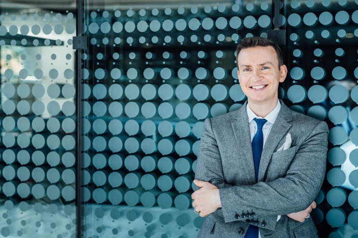 XTB ist Online-Broker des Jahres 2026 bei CFD & Forex laut Brokerwahl