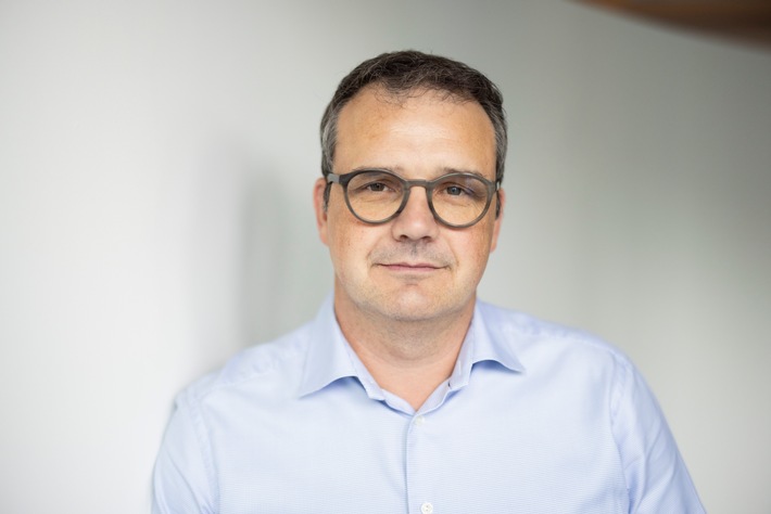 Neue Kooperation schafft europäische Cloud-Alternative für regulierte Branchen / BSI Software und T-Systems bieten Lösung für digitale Souveränität