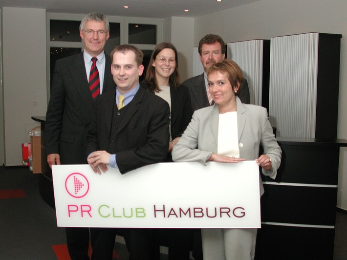 Vorstand PR-Club Hamburg neu gewählt und erweitert - Neue Projekte
beschlossen - Der PR - Club Hamburg e. V. wählte gestern, 07.05.2002,
seinen neuen Vorstand.