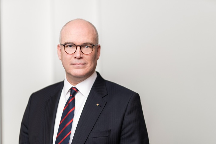 Christopher Kruse zum neuen Generalsekretär der CEBP ernannt