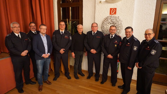 FW Tönisvorst: Generalversammlung der Freiwilligen Feuerwehr Tönisvorst - - 323 Einsätzen im Jahr 2022