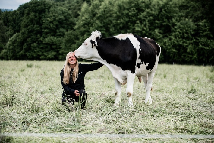 ANINOVA-Stiftung fördert Lebenshof Schokuhminza aus Herne (NRW) mit 15.000 Euro