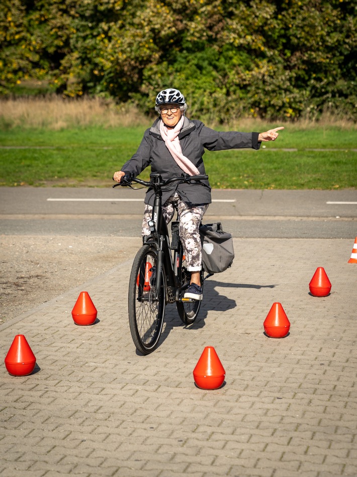 POL-LG: ++ E-Bike-/Pedelec-Kurs für Elektrofahrradnutzende (über 65 Jahre) von Verkehrswacht, ADFC und Polizei in Lüneburg ++ von April bis Oktober - 10 kostenfreie Kurse ++ Jetzt schnell anmelden! ++