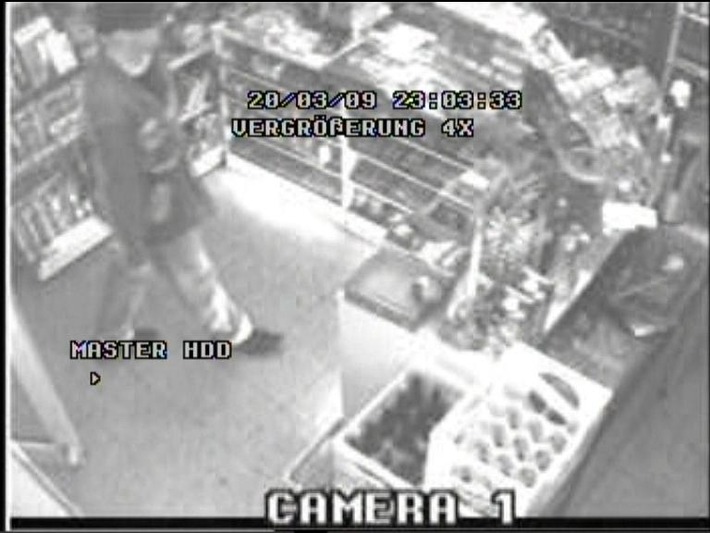 POL-D: Kiosk in Flingern überfallen - Wer Kennt den Täter? - Polizei fahndet jetzt mit Bildern aus der Überwachungskamera und einem Phantombild