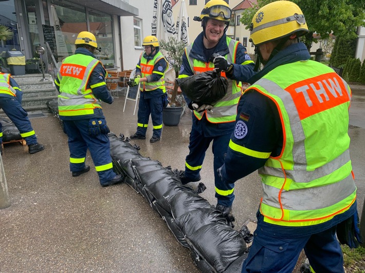 THW LV BW: THW LV BW: Hochwasser in Süddeutschland - THW-Kräfte im Einsatz