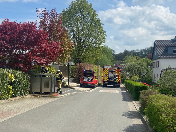 FW-EN: Fünf Einsätze für die Feuerwehr am Wochenende: Gasmelder hatte angeschlagen und der Rettungsdienst wurde unterstützt